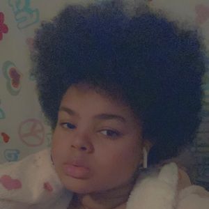 Meet your Posher, Britney